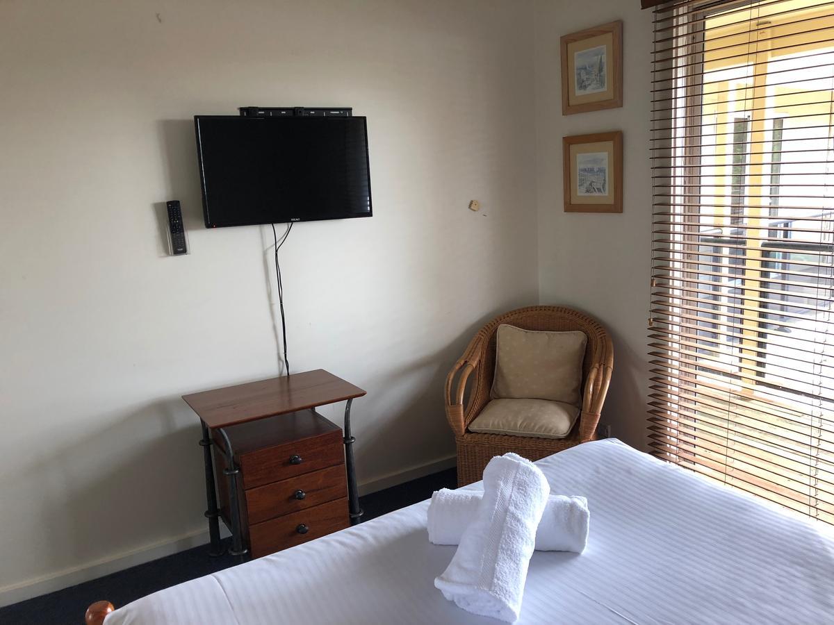 Squid'S Ink Motel Belmont Esterno foto